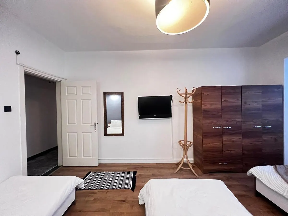 Апартаменты Two Flats With 6Br, 4Ba Стамбул